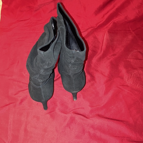 Boot - Picture 2 of 3